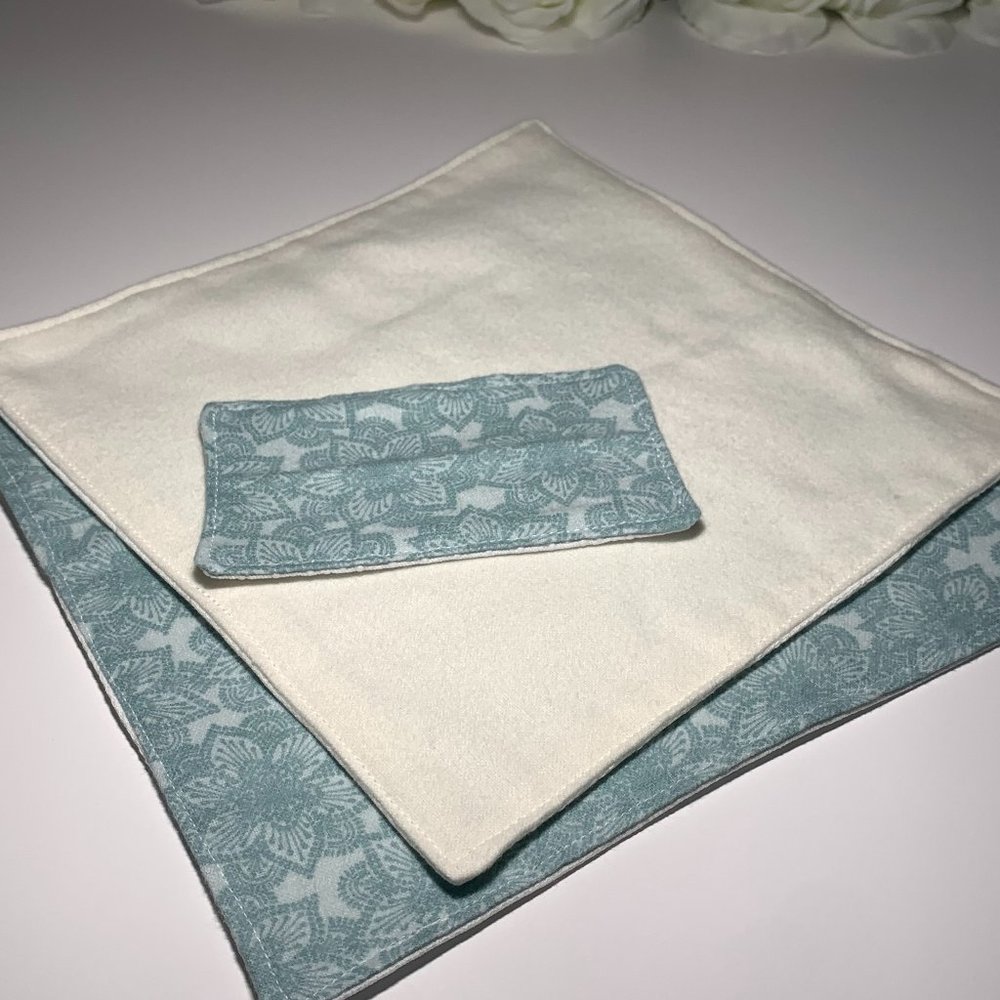 PACK OF 6 Un-Paper towels